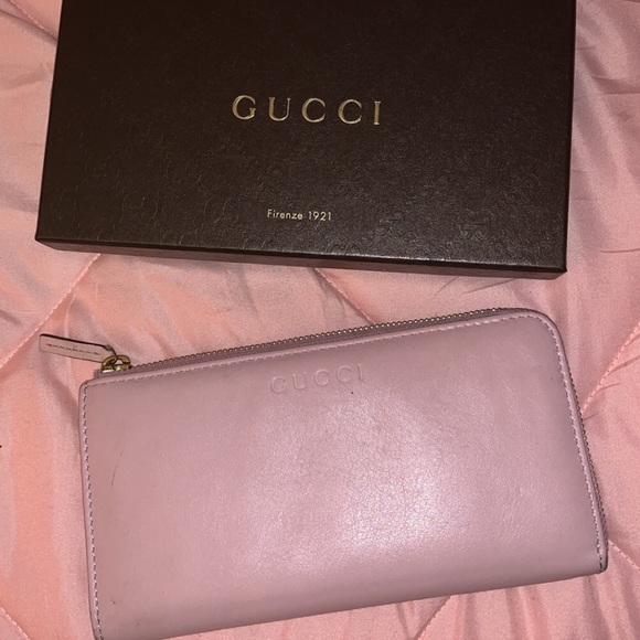 baby pink gucci bag